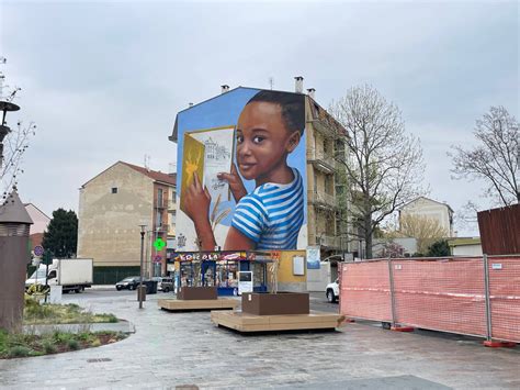 A Nichelino Il Murales Di Giulio Rosk Che Rappresenta Rejoice Piccola