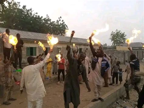 Apc Members Burn Brooms In Bauchi Defect To Pdp Pictures Politics