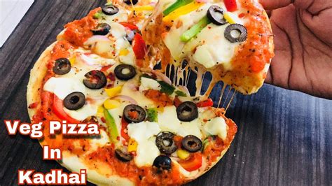 Homemade Cheesy Veg Pizza Recipe In Kadhai Veg Pizza Dominos Style