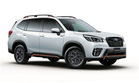 Subaru Forester Sport White 2024 Rowe Wanids