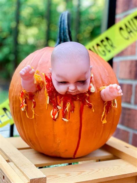 Carve Some Creepy Looking Pumpkins Halloween Pumpkin Designs