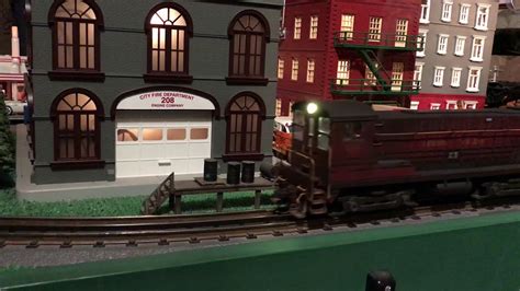 MTH Lehigh Valley Baldwin VO 1000 Pulling A Cut Of Boxcars YouTube