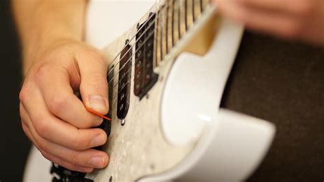 Best Guitar Picking Technique Alternate Vs Directional Picking