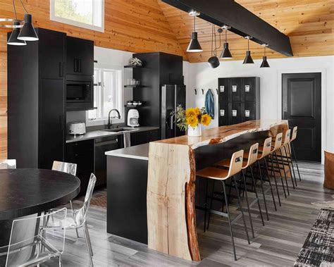 What Color Cabinets Go With Black Appliances