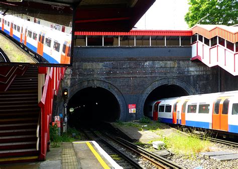 Bakerloo Line Railfanning Londons Railways