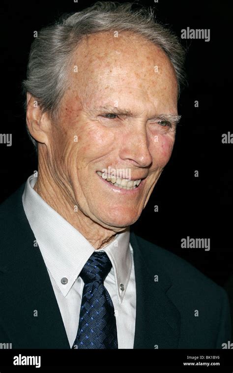 CLINT EASTWOOD FLAGS OF OUR FATHERS PREMIERE BEVERLY HILLS LOS ANGELES CALIFORNIA USA 09 October ...