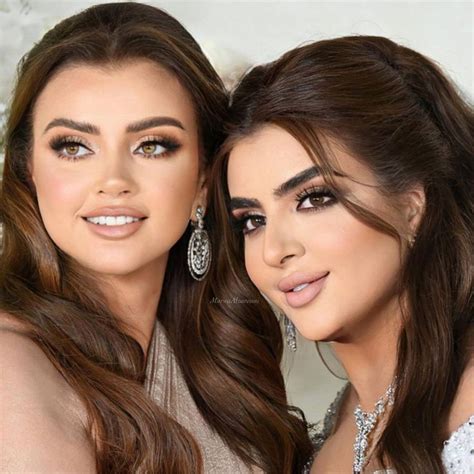 Zoe Grigorakos Y Su Hija Mahra Bint Mohammed Bin Rashid Al Maktoum