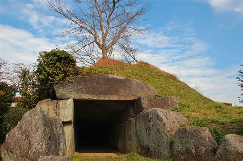 古墳の被葬者を探る ～葬られる形から葬られた人を推理～ 旅する明日香ネットプラス