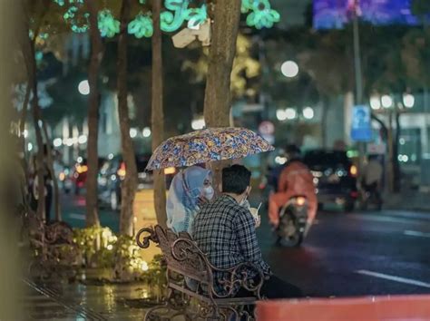 Tempat Wisata Di Surabaya Yang Bikin Malam Kamu Semakin Romantis