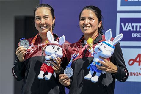 Tenis Ganda Putri Indonesia Raih Medali Perak Sea Games Antara Foto