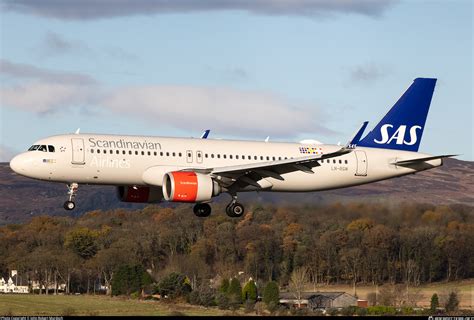 LN RGM SAS Scandinavian Airlines Airbus A320 251N Photo By John Robert