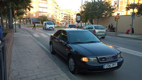 Cuatro Peatones Heridos Por Un Atropello En Un Paso De Cebra De Huesca