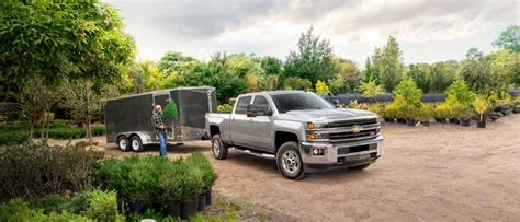 Chevy Duramax 6.6L Diesel vs. Ram Cummins 6.7L Diesel | Libertyville Chevy