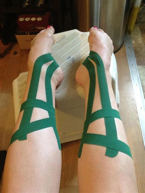 Kt Tape For Shin Splints While Running Dancing And Cheering Fitness