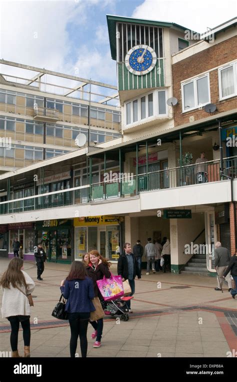 Corby Town Center Centre Uk Clock 1960 Shopping Precinct Stock Photo