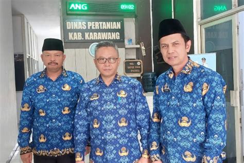 Pesan Hanafi Untuk Asep Azhar Dalam Sertijab Kepala Dinas Pertanian