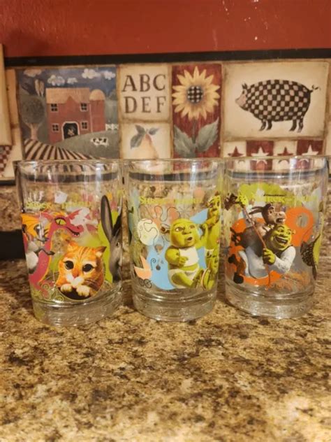 MCDONALDS DREAMWORKS 2007 Shrek The Third Glass Collector S Cup Set Of