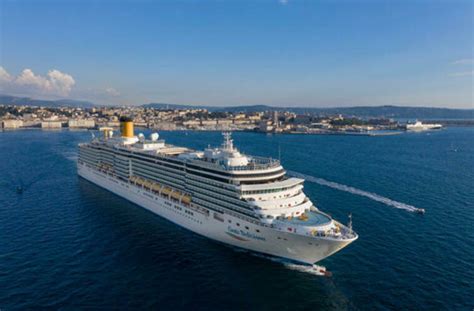 ILoveQatar Net Italian Cruise Ship Costa Toscana Arrives At Doha Port