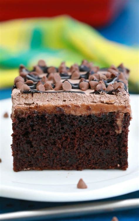 Boozy Bailey S Irish Cream Chocolate Poke Cake Recipe