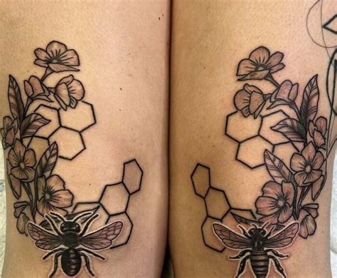 Make A Statement With These 108 Stunning Knee Tattoos Honeycomb