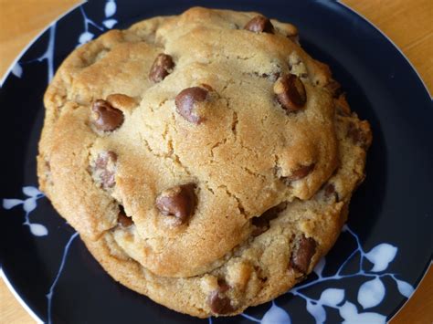 The Pastry Chef's Baking: Jumbo Chocolate Chip Cookies