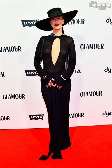 Elif Demirezer Flaunts Her Tits At The Glamour Women Of The Year Award Photos TheFappening