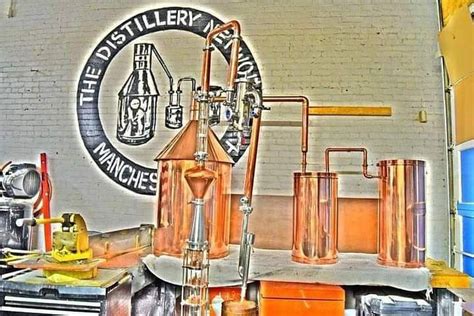 Copper Distillation Unit In 2021 Copper Moonshine Still Moonshine