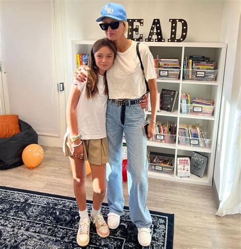 Kimberly Stewart Benicio Del Toros Daughter Back To School Photo