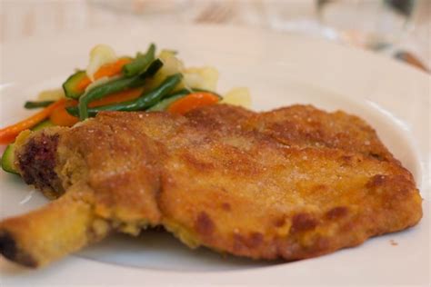 Breaded Veal Cutlet Costoletta Alla Milanese Lombardia Secondo