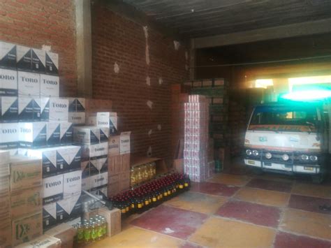 Aduana Decomisa Bebidas Alcoh Licas Y Productos De Contrabando En