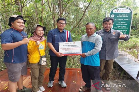 Pertamina Serahkan Bantuan Untuk Desa Ekowisata Mangrove ANTARA News