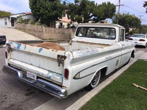 Chevrolet C Deluxe Apache Cali Desert Blackplate Original