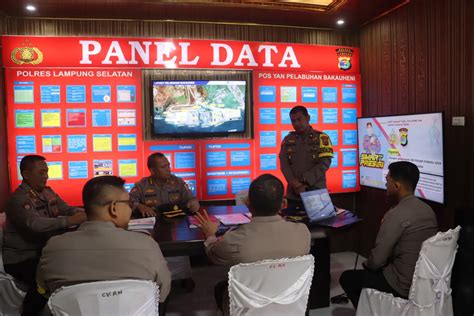 Tim Pamatwil Dan Supervisi Mabes Polri Lakukan Kunjungan Ke Pelabuhan