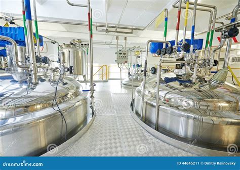 Pharmaceutical Industry Worker Stock Photo - Image: 44645211