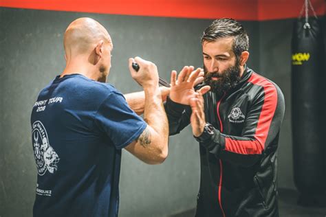 Verteidigung Gegen Messerangriffe L Wen Fitness Braunschweig