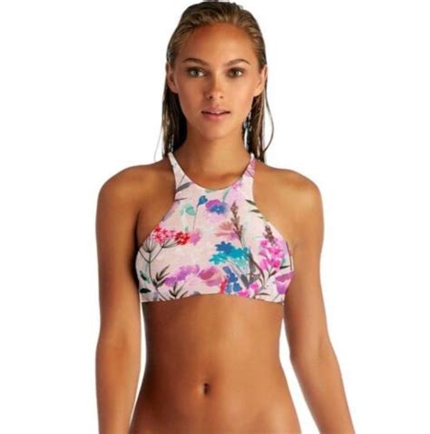 Vitamin A Swim Cozumel High Neck Criss Cross Back Bikini Top Sugar