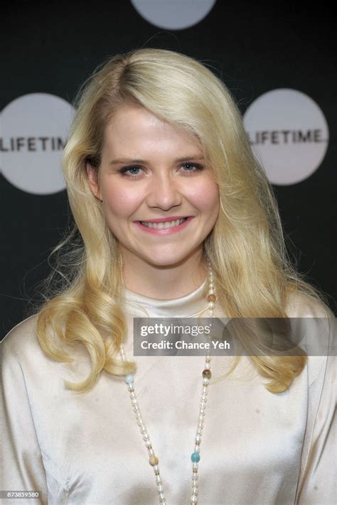 Elizabeth Smart attends "I Am Elizabeth Smart" New York screening at ...