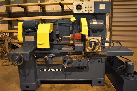 Used A Cincinnati Milacron Heald Universal Internal Grinder For