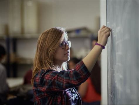 El lent desvetllament del talent femení en carreres tècniques Anna