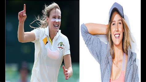 Top 10 Most Beautiful Women Cricketer In The World Ii Women Cricketer