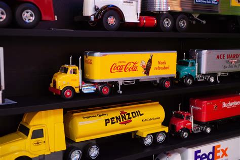 Coca-Cola Scale Model Truck And Trailer at The Eddie Vannoy Collection ...