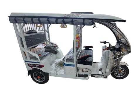 Yatri Deluxe E Rickshaw At Rs 145000 Yatri E Rickshaw In Lucknow Id 15311681588