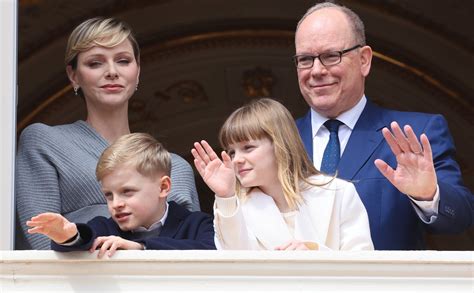 La Reveladora Foto De Familia De Los Grimaldi Por El Cumplea Os De