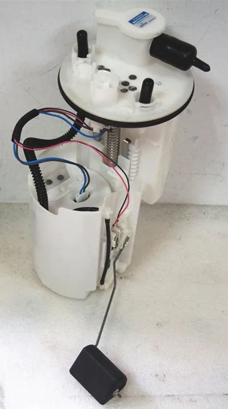 Fuel Pump Module Assembly Fits Toyota Lexus Avalon Camry