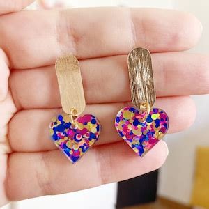 Boucle D Oreille Petit Coeur Paillette Multicolore Acrylique Amour