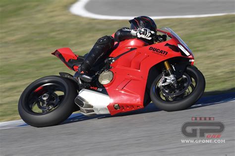 Video Prova Ducati Panigale V S L Ossessione Per La Perfezione