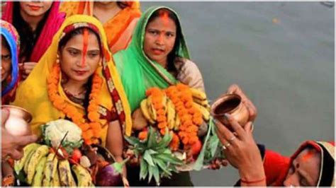 Chhath Puja 2021 Day 3 Updates Sandhya Arghya Significance Puja Vidhi And Mantra India Tv