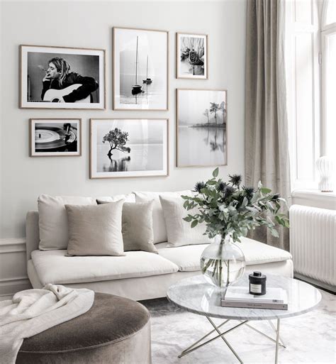 Composition Murale De Style Scandinave Avec Des Affiches En Noir Et