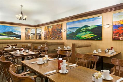 Days Inn by Wyndham Vancouver Downtown | Vancouver, BC Hotels