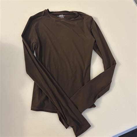 Skims fits everybody long sleeve in cocoa Only worn... - Depop
